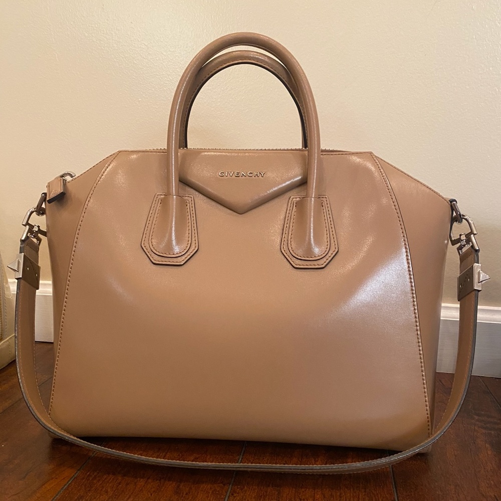 Givenchy Antigona Large Calfskin purse Beige/Cappuccino